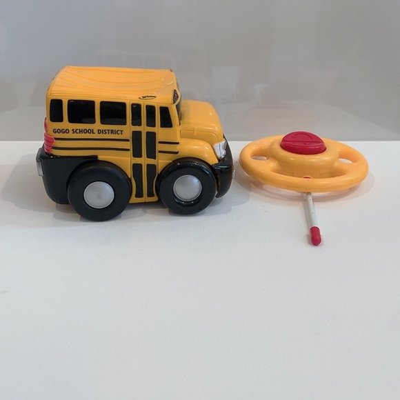 School Bus RC Toy Car For Kids With Steering Wheel Remote - Picture 2 of 6